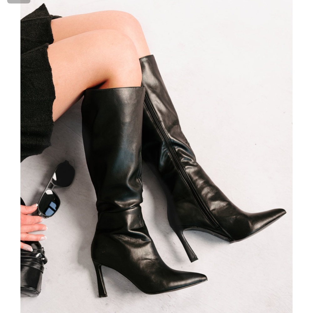 Anne Michelle Sleek Black Heeled Boots